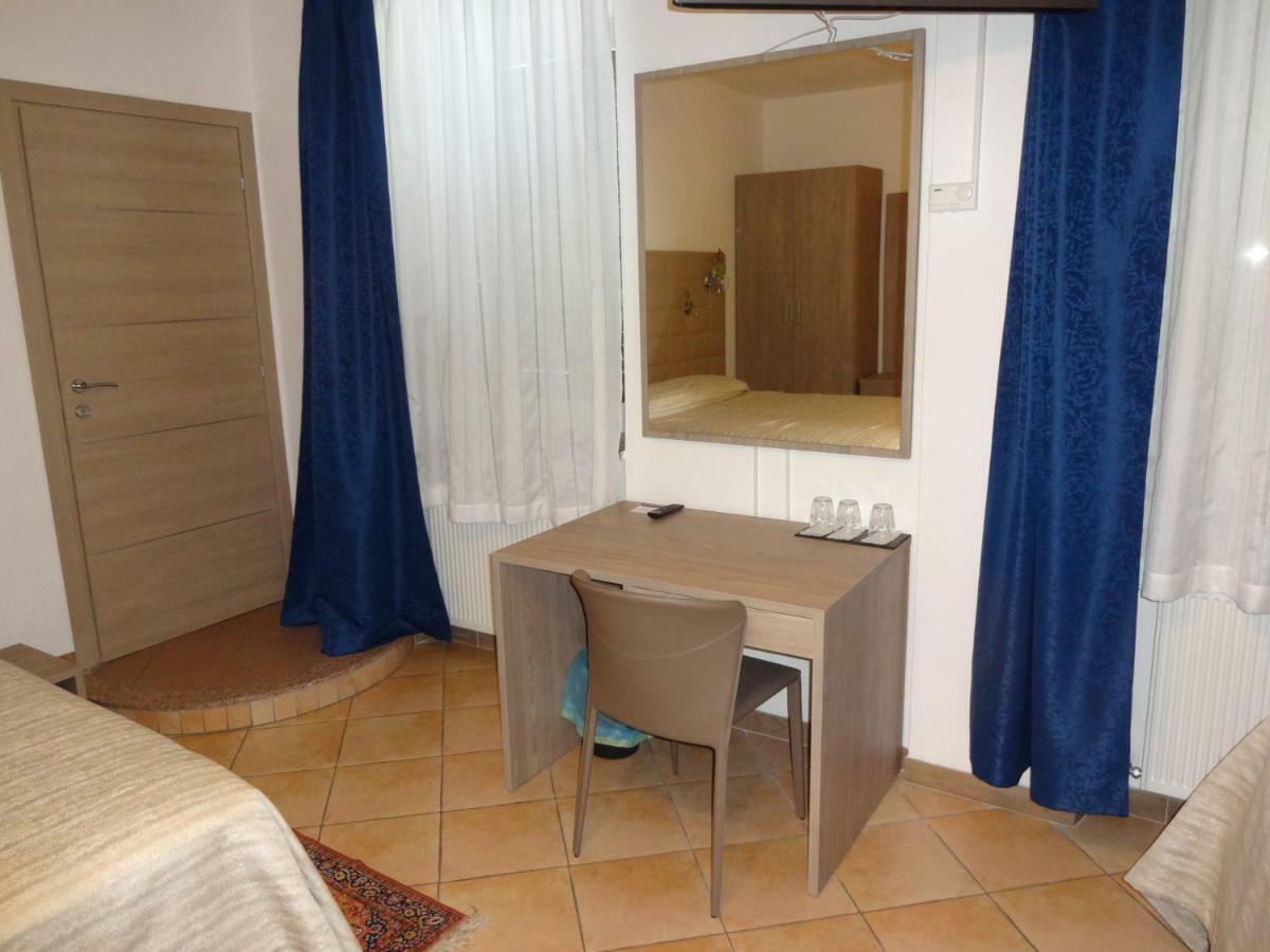 Fedrig Private Rooms & Apartment Kobarid Bagian luar foto